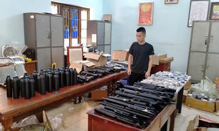 Triệt phá ổ nhóm rao bán súng thể thao tự chế trên mạng xã hội