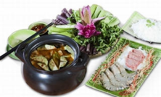 “Chu du” thưởng thức món ngon ba miền