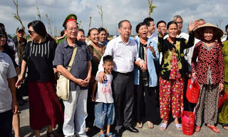 Cái Tết đầu tiên hết cảnh “sống tạm” bờ thành Huế