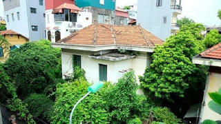 Cử tri Hà Nội kiến nghị đưa biệt thự 12 Nguyễn Chế Nghĩa bị bỏ hoang vào sử dụng
