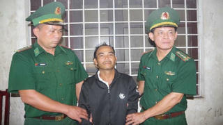 Bắt đối tượng trộm cắp tài sản sau 23 năm lẩn trốn sang Lào