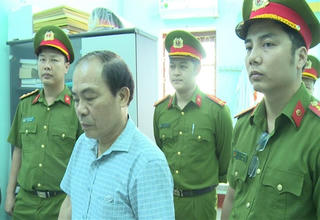 Bắt Phó Giám đốc phụ trách Trung tâm Pháp y tỉnh Thái Bình