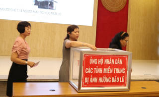 Khánh Hòa phát động ủng hộ đồng bào miền Trung bị lũ lụt