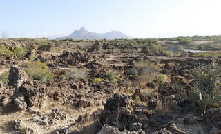 Địa phương "chưa nắm được" việc bãi đá cổ Karang đứng trước nguy cơ bị xâm hại nghiêm trọng