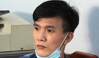 Chống người thi hành công vụ trên đường trốn chạy sau khi gây án mạng