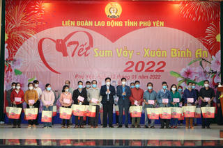 Phú Yên tổ chức chương trình "Tết sum vầy - Xuân bình an" 