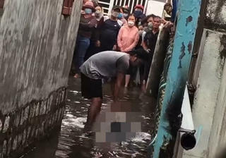 Một người phụ nữ bị điện giật khi đi qua khu vực triều cường ở Phú Yên 