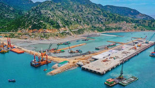 Điều chỉnh vị trí kho xăng dầu Ninh Chữ về kho Cà Ná 