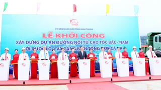 Khởi công xây dựng dự án Đường nối từ cao tốc Bắc - Nam với quốc lộ 1 và Cảng biển tổng hợp Cà Ná