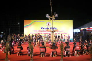 Bình Định xây dựng sản phẩm phục vụ phát triển du lịch từ Lễ hội ăn cốm lúa mới của đồng bào Bahnar Kriêm