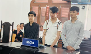 Đi xem đánh nhau, nhóm thanh niên lĩnh án tù vì đánh người