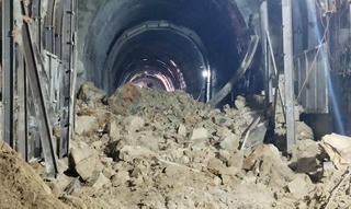 Vẫn chưa chốt được thời gian thông hầm đường sắt Đèo Cả