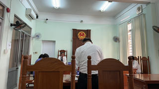 Người san ủi đất thắng kiện Chủ tịch thành phố Cam Ranh