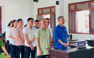 Nhận hối lộ, 10 bị cáo tại trung tâm đăng kiểm ở Phú Yên lĩnh án