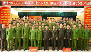 Hai Thượng tá công an ở Nam Định tự nguyện nghỉ hưu trước tuổi