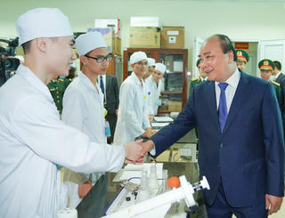 Học viện Quân y cần phấn đấu thành trung tâm đào tạo, nghiên cứu, ứng dụng và điều trị mang tầm khu vực, quốc tế