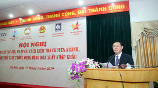 Phó Thủ tướng Vương Đình Huệ: Cắt giảm triệt để vòi vĩnh, sách nhiễu