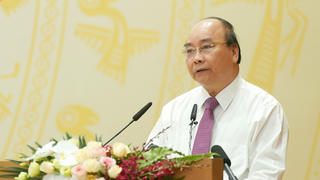 Thủ tướng Nguyễn Xuân Phúc: Chấn chỉnh ngay tình trạng cán bộ nhũng nhiễu, tiêu cực, bê trễ, lơ là công việc