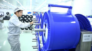 Những đối tượng nào không được mua doanh nghiệp nhà nước giữ 100% vốn điều lệ?