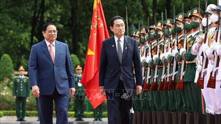 Thủ tướng Phạm Minh Chính chủ trì lễ đón Thủ tướng Nhật Bản thăm chính thức Việt Nam