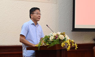 Triển khai thực hiện nghiêm các quy định về công tác cán bộ
