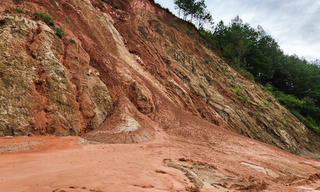 Cảnh báo lũ quét, sạt lở đất do mưa lũ từ Quảng Bình đến Bình Định, Kon Tum và Gia Lai
