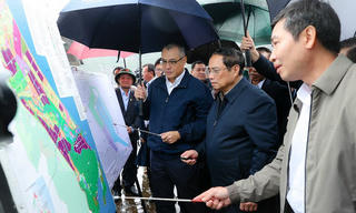 Thủ tướng khảo sát một số công trình, dự án, khu vực quy hoạch trọng điểm tại Phú Yên