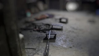 Truy bắt nghi phạm sát hại vợ bằng súng săn tự chế vào chiều 28 Tết