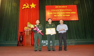 Khen thưởng Ban chuyên án triệt phá đường dây ma túy lớn nhất tại Quảng Trị