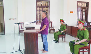 Lừa chạy điểm, chạy việc vào ngành công an rồi ôm hơn 1 tỷ đồng