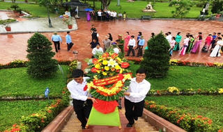 Sở Tư pháp tỉnh Quảng Trị dâng hương tưởng niệm các anh hùng liệt sỹ