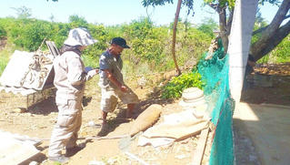 Kịp thời di dời quả đạn pháo hạng nặng trong vườn nhà dân