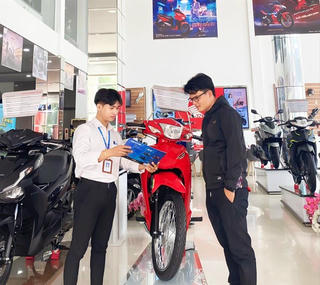 Mcredit ưu đãi trả góp từ 747.000 đồng/tháng cho khách hàng mua xe máy Honda