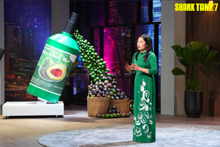 Startup mỹ phẩm thiên nhiên Pơ Lang khiến 3 'cá mập' liên minh đầu tư, Shark Bình tung chiêu khiến nữ Founder chốt deal vội