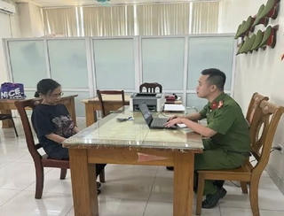 Nữ nhân viên ngân hàng lừa đảo chiếm đoạt tài sản đã bị bắt sau 7 năm trốn nã