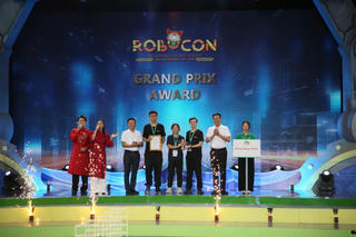 Đội Việt Nam 1 giành ngôi Á quân cuộc thi Robocon Châu Á Thái Bình Dương