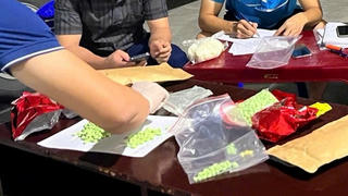 Bắt giữ đối tượng vận chuyển hơn 2.000 viên ma túy tổng hợp