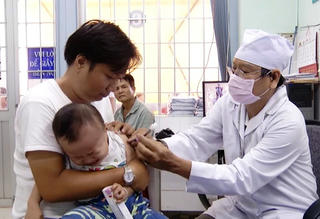 Những dịch vụ y tế nào cần được duy trì giữa đại dịch Covid-19?