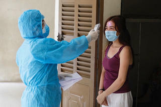 Giám sát cách ly tại nhà các ca nghi nhiễm COVID-19 tại TP HCM bằng ứng dụng VHD