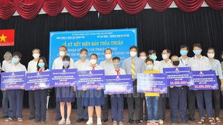 35 trẻ mồ côi do dịch COVID-19 tại TP HCM được bảo trợ đến năm 18 tuổi