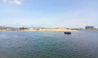 Nhiều dự án khu đô thị, khu du lịch làm ảnh hưởng thoát nước sông Hà Thanh