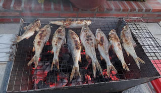 Về miền núi Quảng Ngãi, 'hít hà' món cá niên nướng than