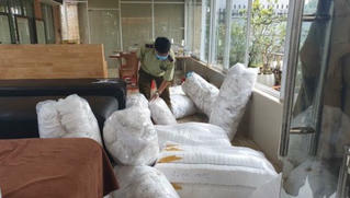 Phát hiện cơ sở may khẩu trang trái phép trong xưởng làm lưỡi câu