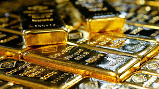Giá vàng trong nước tiến sát mốc 49 triệu đồng/lượng