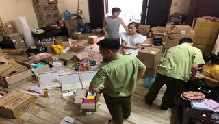 Hà Nội: Tạm giữ hơn 1.800 sản phẩm mỹ phẩm do nước ngoài sản xuất, không có hóa đơn chứng từ