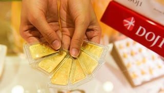 Giá vàng hôm nay 24/7: Vàng trong nước tăng nóng, thận trọng khi chênh lệch giá mua – bán vàng quá cao