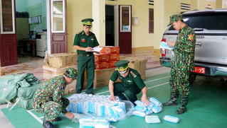 Thu giữ 13.000 chiếc khẩu trang y tế nhập lậu
