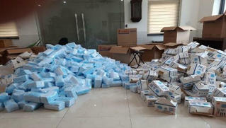 Đột kích 5 cơ sở sản xuất, thu giữ hàng triệu chiếc khẩu trang, găng tay không rõ nguồn gốc