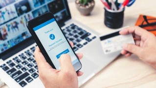 Covid-19 đã thúc đẩy chuyển đổi số, thanh toán trực tuyến, tiêu dùng online