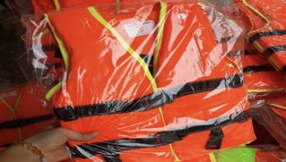 Khẩn cấp kiểm tra, xử lý tình trạng thu gom, tăng giá đối với áo phao và phao cứu sinh